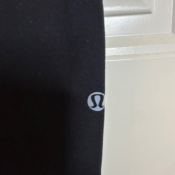Lululemon Crop Leggings - Picture 2 of 7
